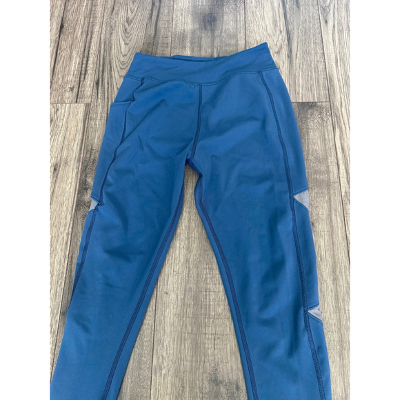 Huk Women Reel On Ladies Performance Leggings in Blue Size Small $80 Retail